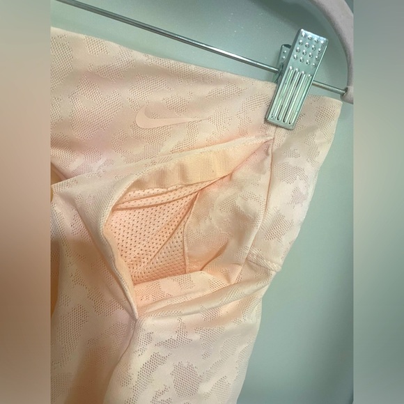 Nike breathe fairway golf skort skirt SZ Medium EUC - Picture 5 of 9